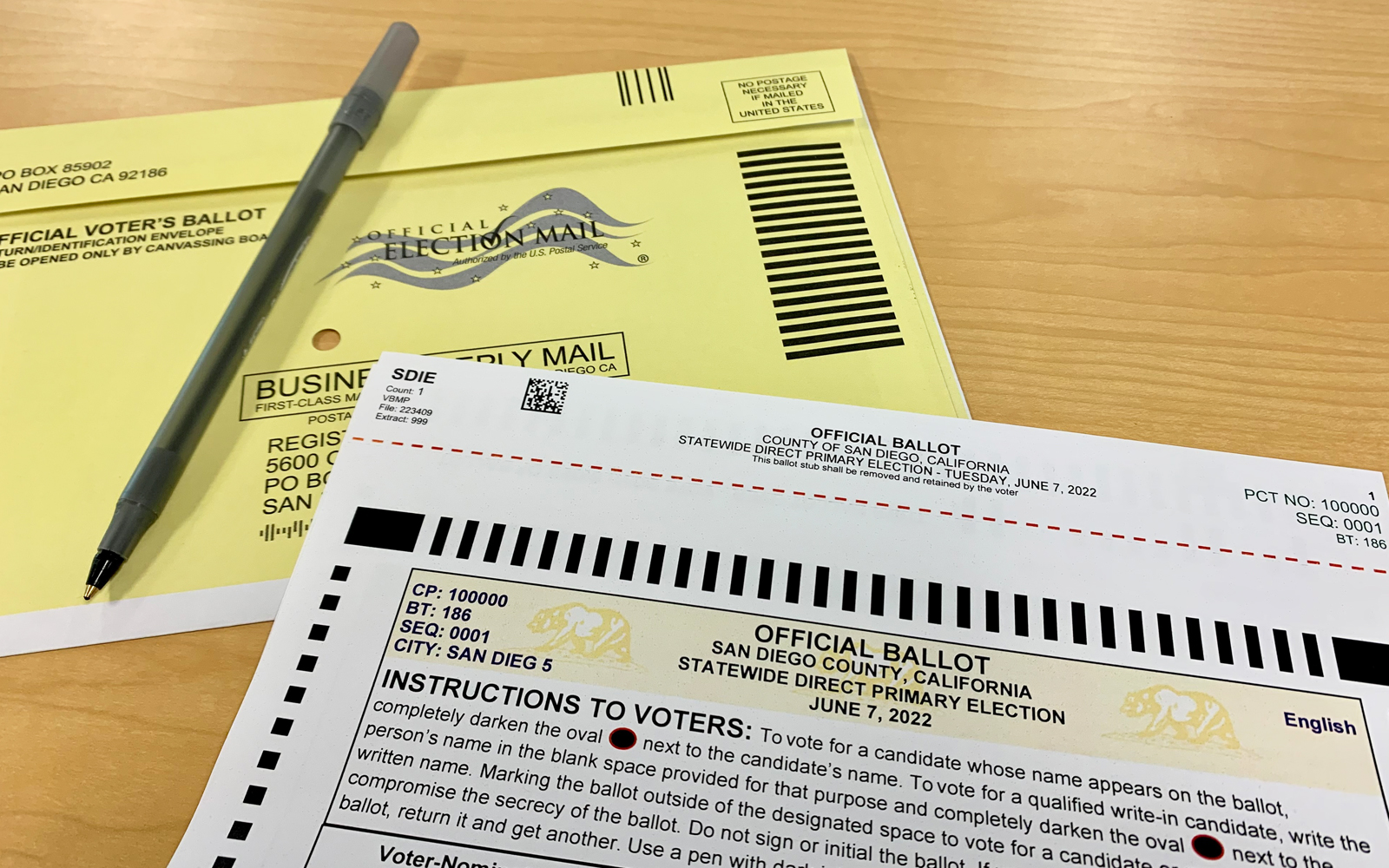 official ballot and pen