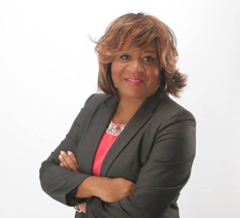 Ellen Nash crossing arms