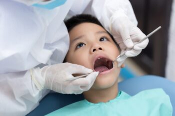 Child has an oral health check